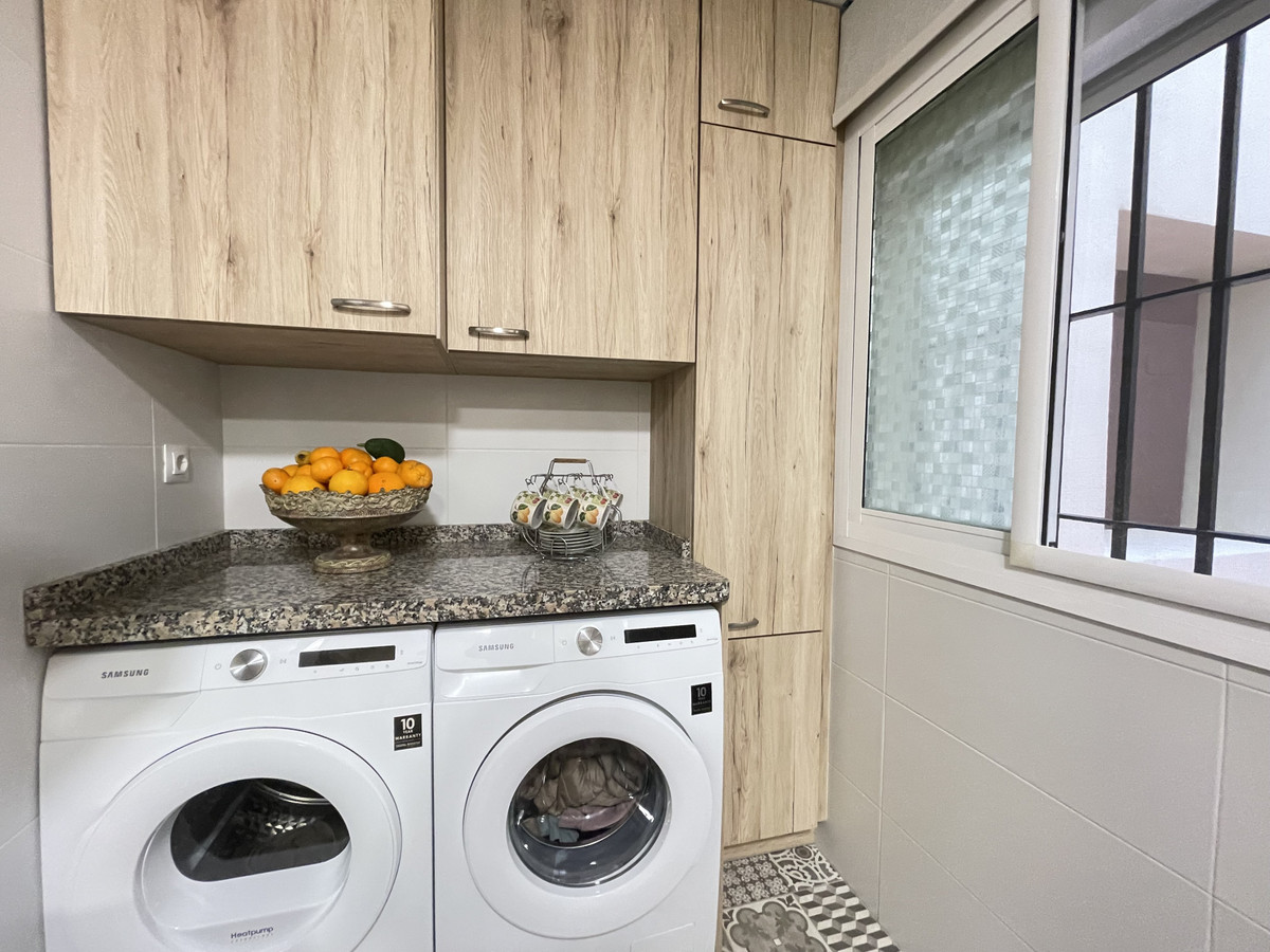 74dbfe30d047823591f0410b393579f2 - 21