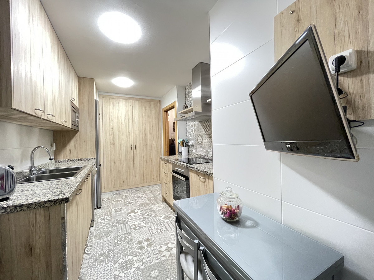 74dbfe30d047823591f0410b393579f2 - 22