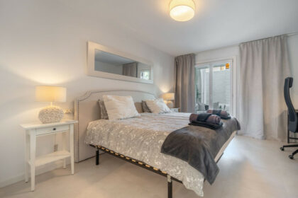 757fdd9025277eca9a09a0aa82cdb3d3 - 32