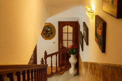 75a6ede5f3761d6bf65ff2bc6322bc81 - 12