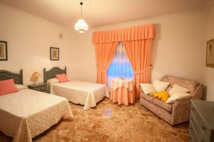 75a6ede5f3761d6bf65ff2bc6322bc81 - 24