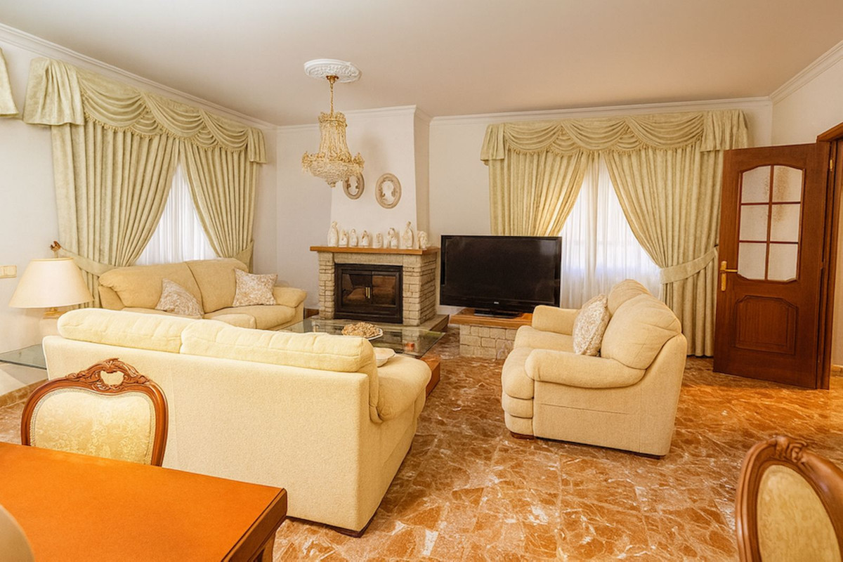 75a6ede5f3761d6bf65ff2bc6322bc81 - 25