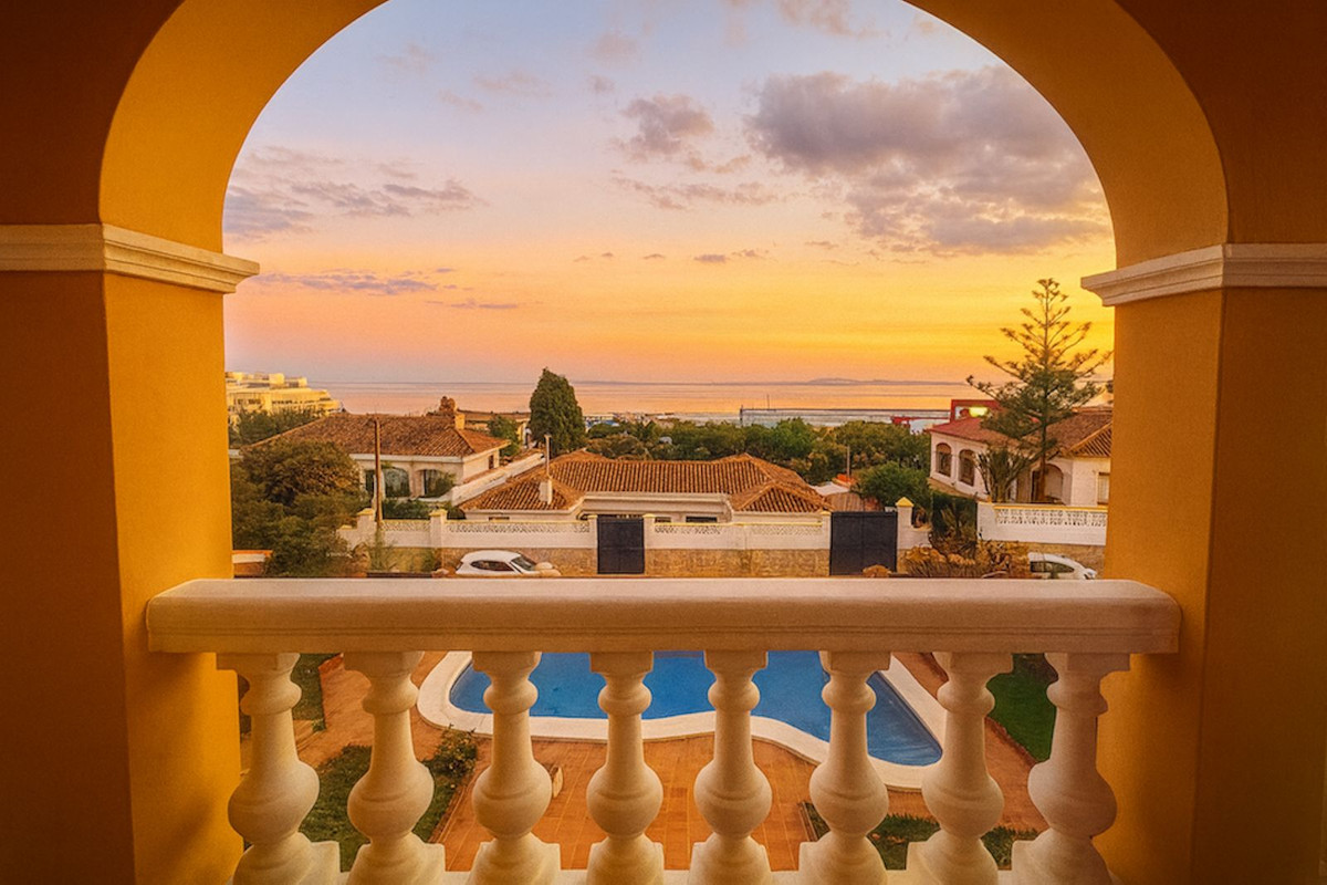 75a6ede5f3761d6bf65ff2bc6322bc81 - 4