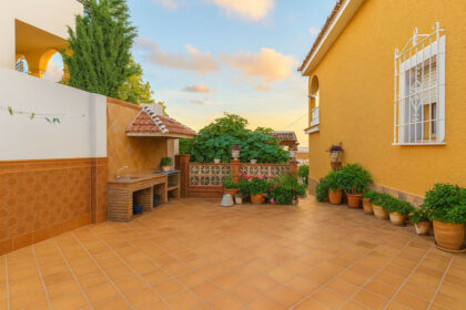 75a6ede5f3761d6bf65ff2bc6322bc81 - 42