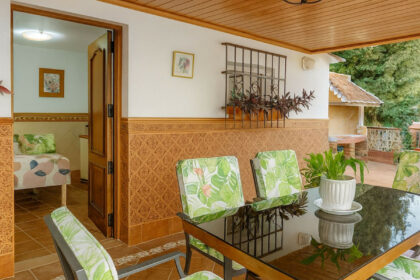 75a6ede5f3761d6bf65ff2bc6322bc81 - 47