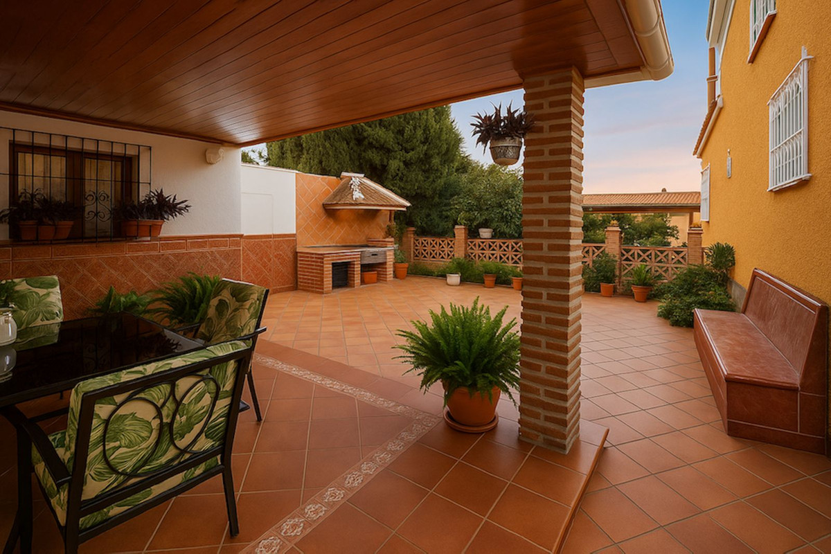 75a6ede5f3761d6bf65ff2bc6322bc81 - 7