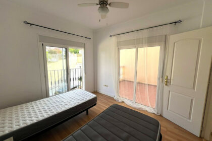 7727e146f7dd11c3d5aaab42f7de151b - 27