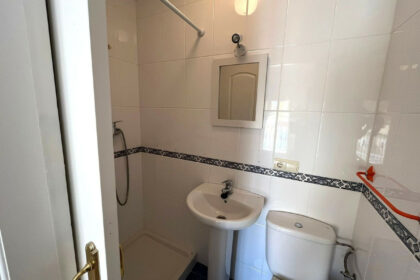 7727e146f7dd11c3d5aaab42f7de151b - 31