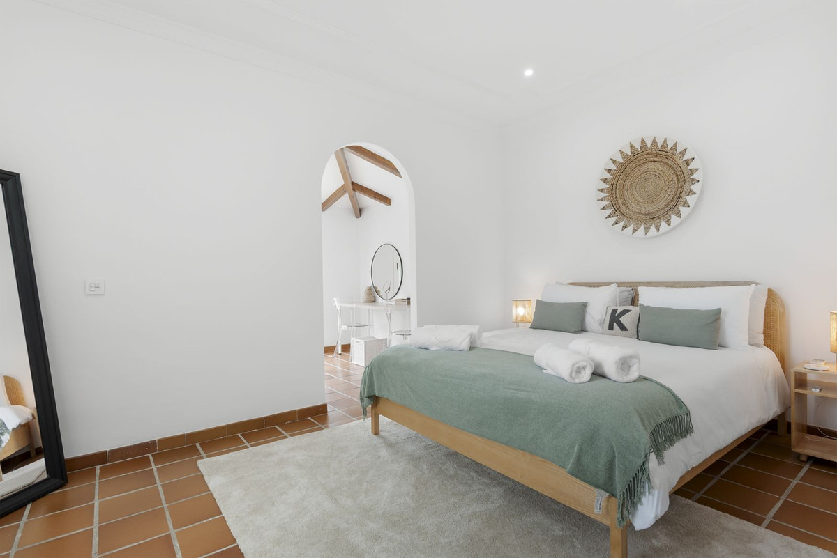 782bddbcab1089c11433082d95ab921a - 24