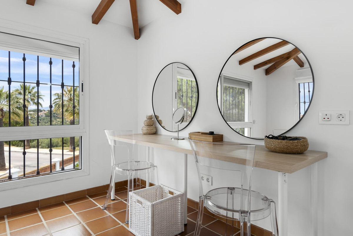 782bddbcab1089c11433082d95ab921a - 26