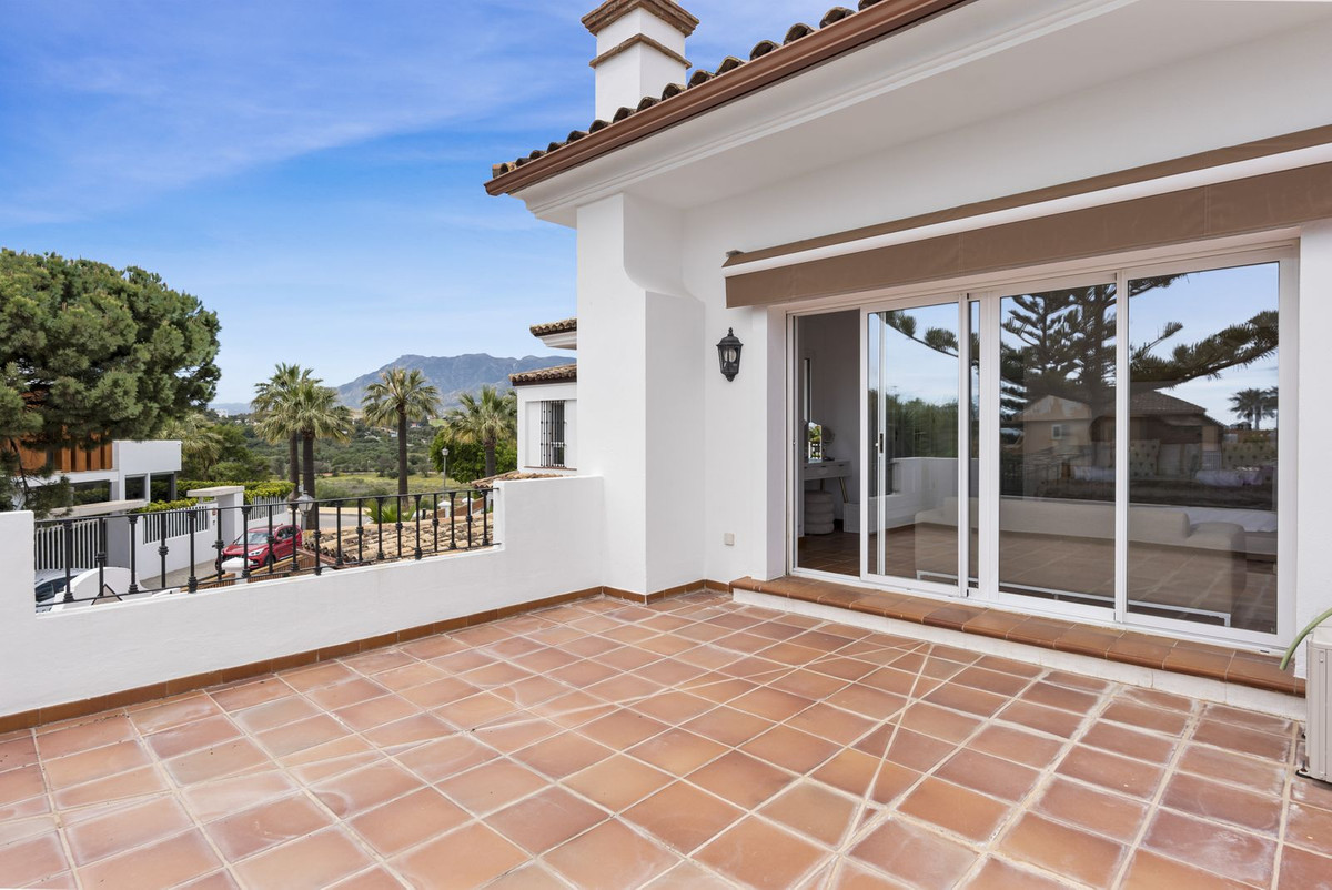 782bddbcab1089c11433082d95ab921a - 32