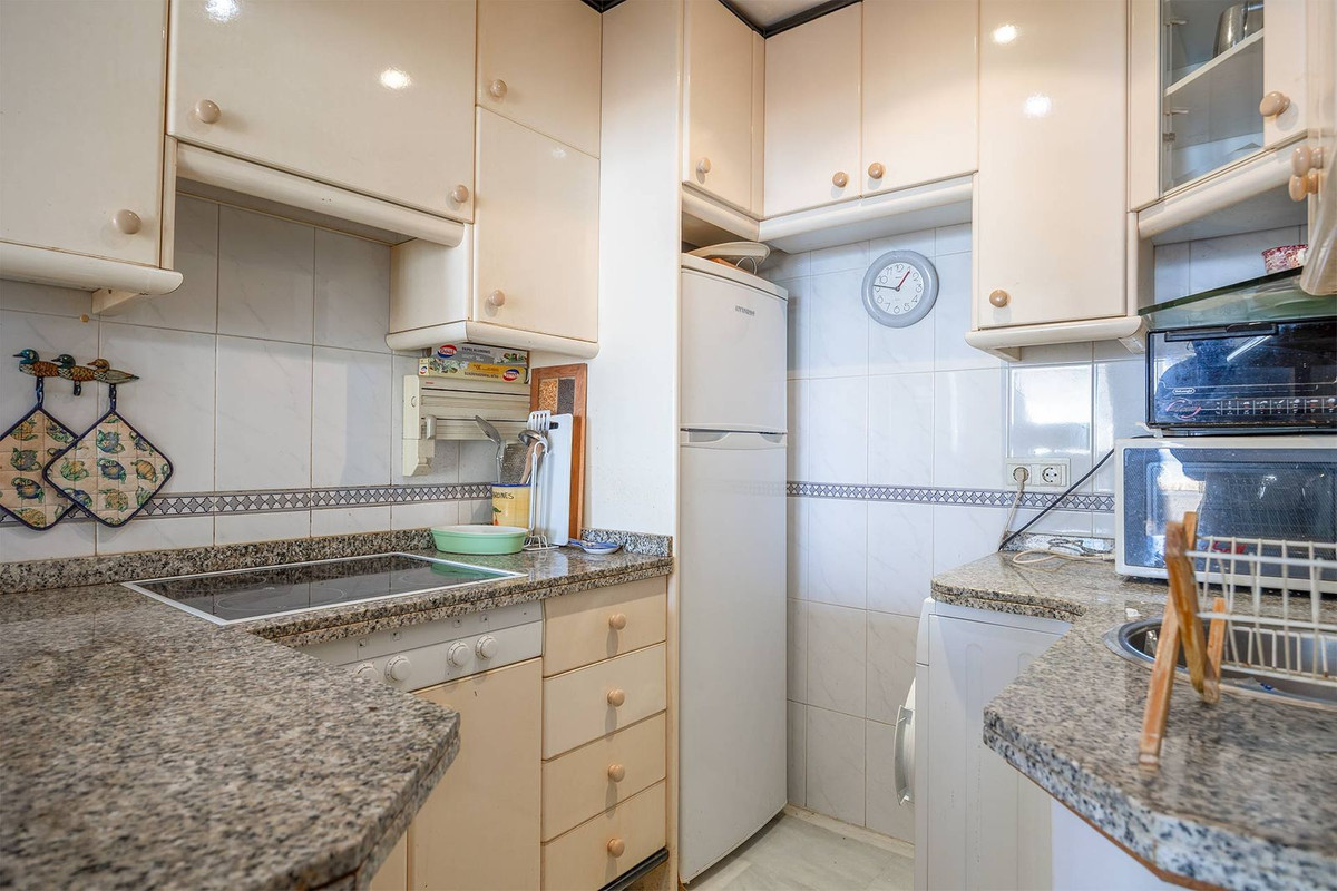 7872d84e9f3390276a23517b730a61ad - 14