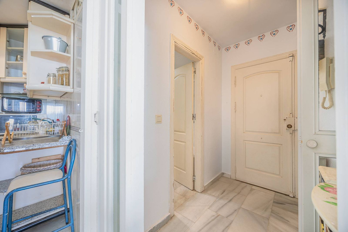 7872d84e9f3390276a23517b730a61ad - 16