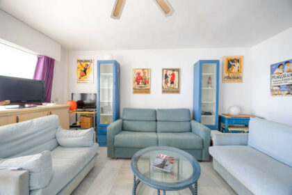 7872d84e9f3390276a23517b730a61ad - 8