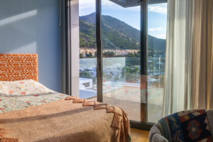 796eee9e055d8af660adc51c3646449a - 17