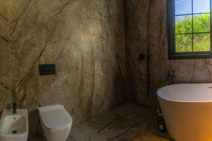 796eee9e055d8af660adc51c3646449a - 22