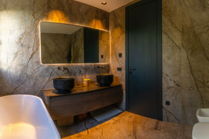 796eee9e055d8af660adc51c3646449a - 23