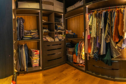 796eee9e055d8af660adc51c3646449a - 24