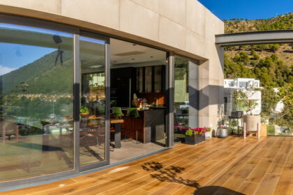 796eee9e055d8af660adc51c3646449a - 5