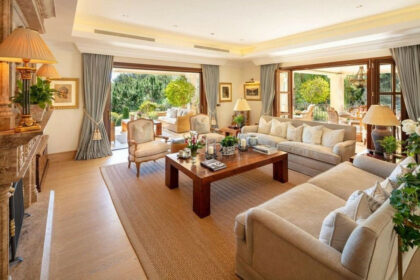 7a22e05679ae99e248f3ee3194484f85 - 15