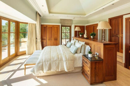 7a22e05679ae99e248f3ee3194484f85 - 18