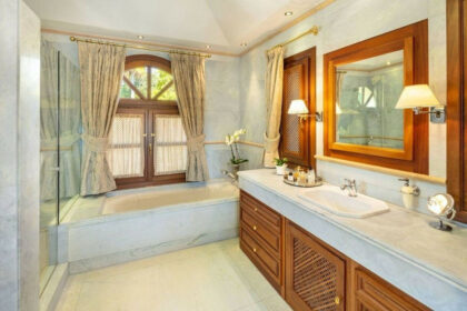 7a22e05679ae99e248f3ee3194484f85 - 19