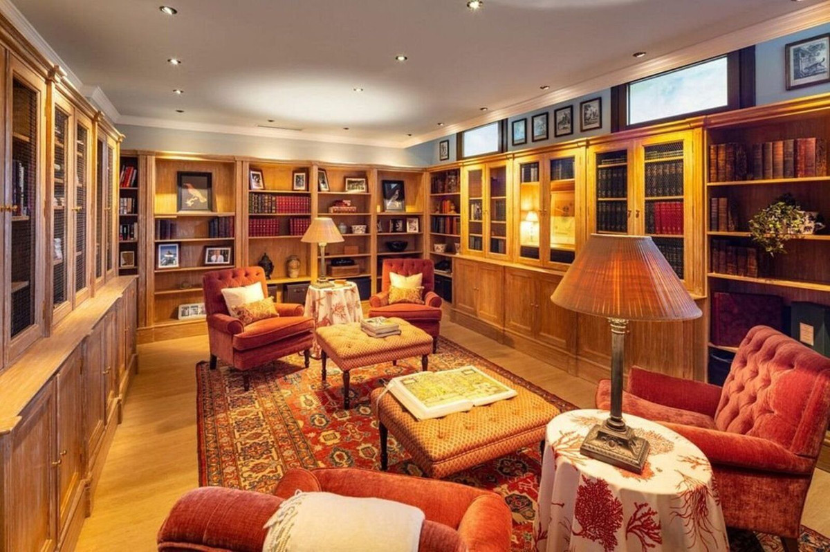 7a22e05679ae99e248f3ee3194484f85 - 25