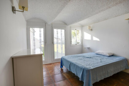 7a6fa54eb41d402ae34da5974df4d92f - 12