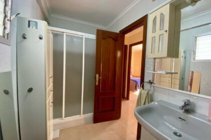 7ae510d6d17a4631e1b3c91e021ee87c - 18