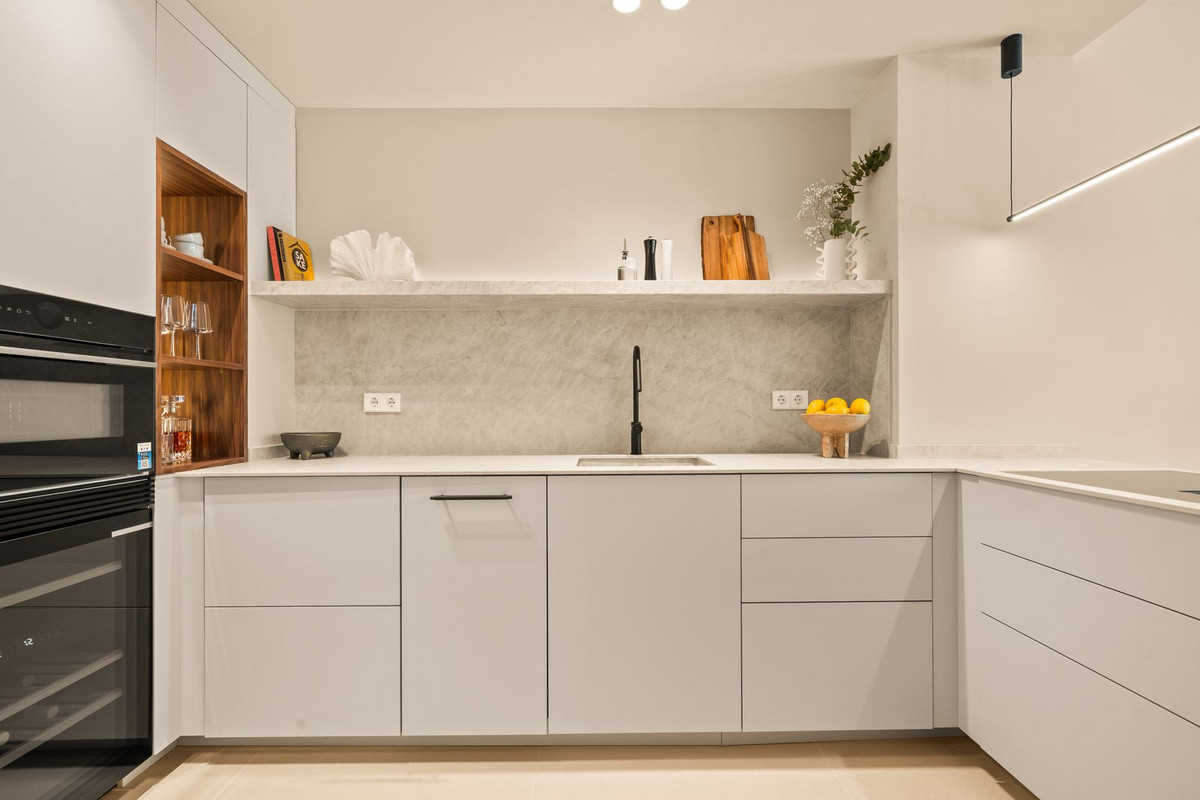 7b93037a015cd5818c4b92019266bd6d - 19