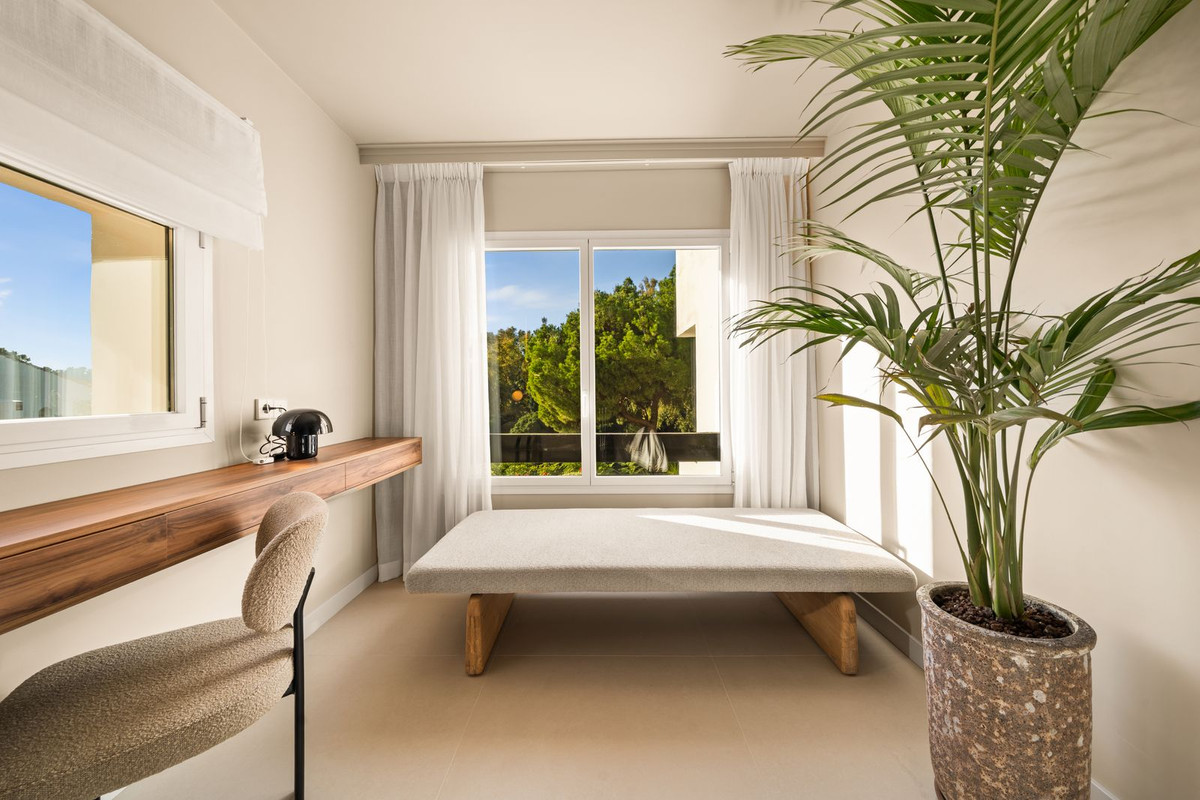 7b93037a015cd5818c4b92019266bd6d - 41