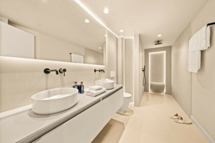 7b93037a015cd5818c4b92019266bd6d - 44