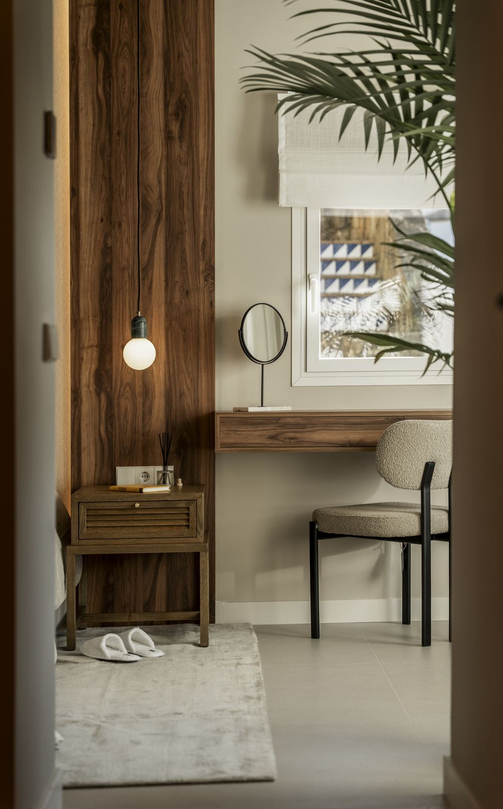 7b93037a015cd5818c4b92019266bd6d - 47