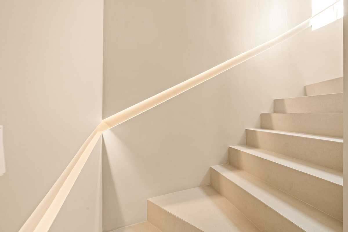 7b93037a015cd5818c4b92019266bd6d - 48