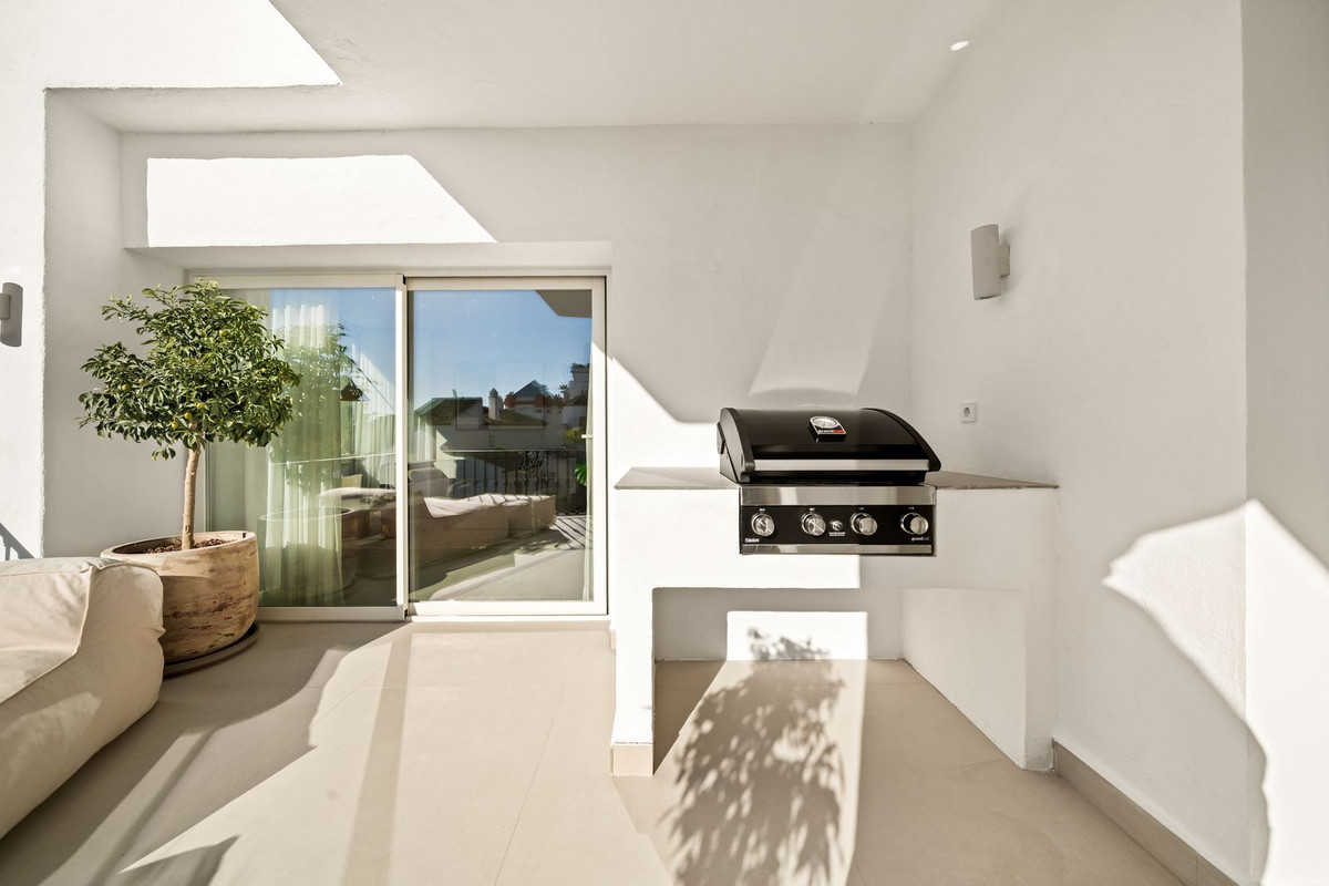 7b93037a015cd5818c4b92019266bd6d - 50