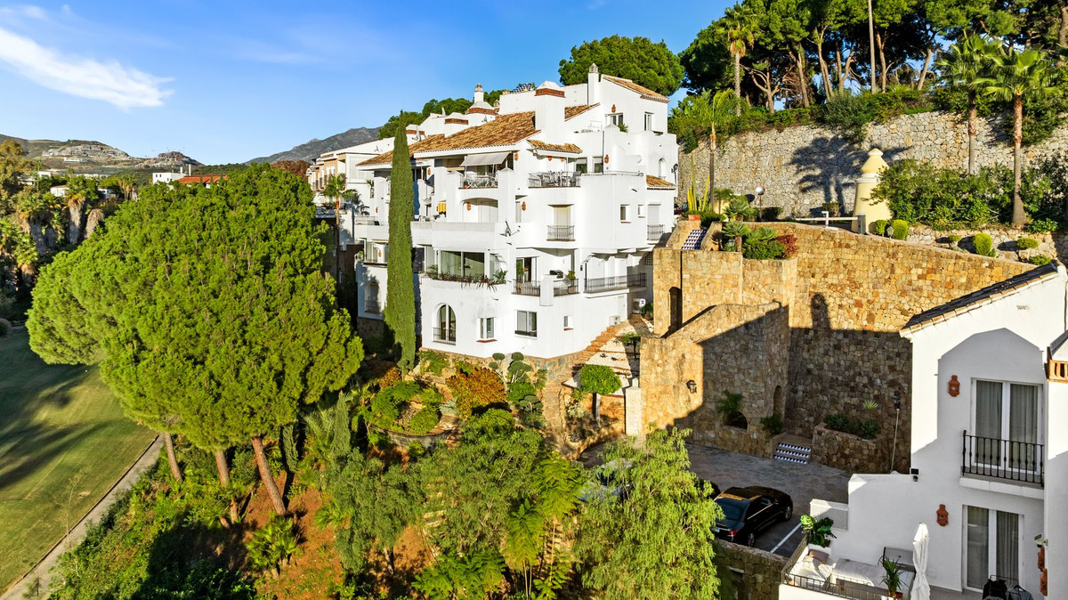 7b93037a015cd5818c4b92019266bd6d - 58