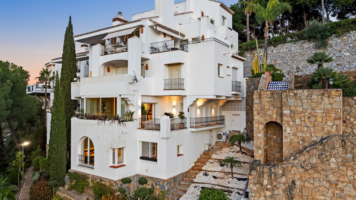 7b93037a015cd5818c4b92019266bd6d - 59