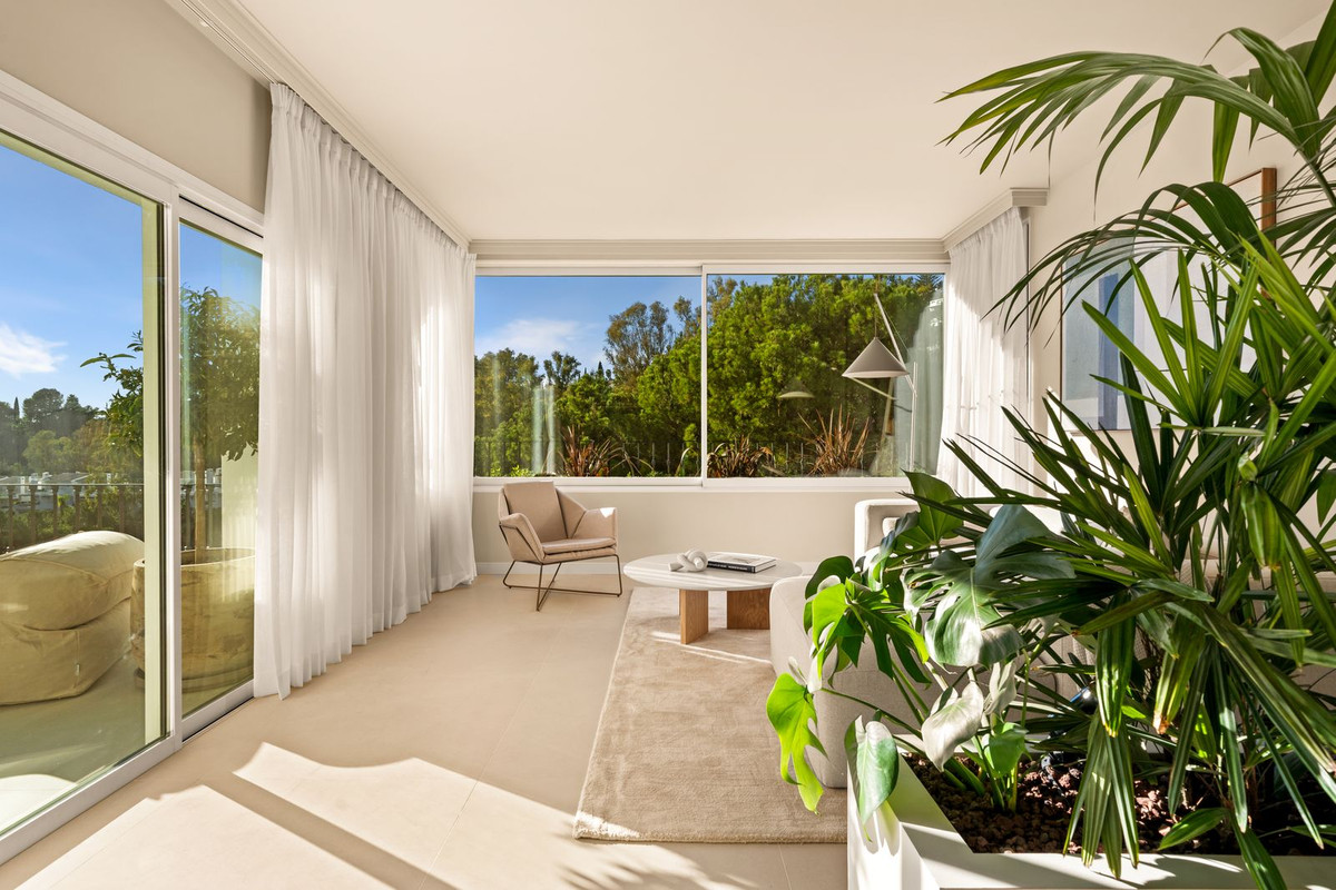 7b93037a015cd5818c4b92019266bd6d - 9