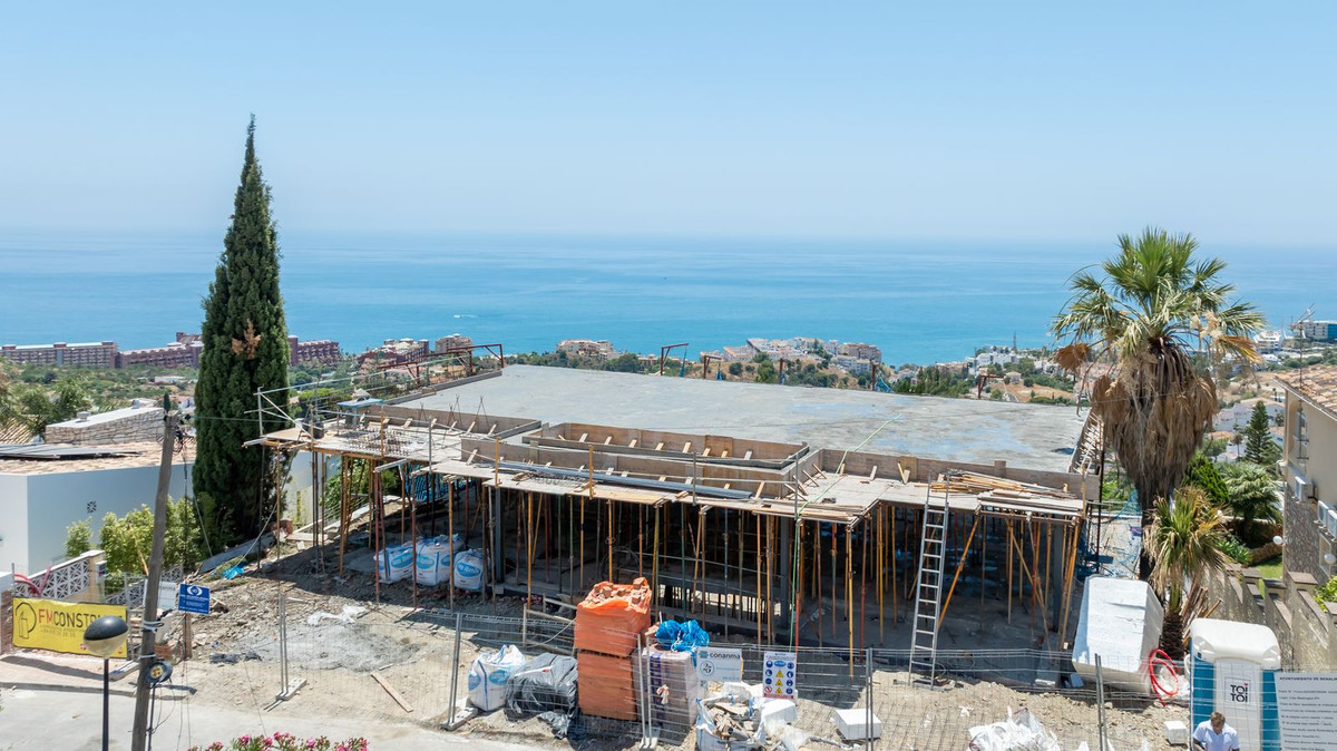 7d194107bd8d684121d0b828b26929d1 - 16