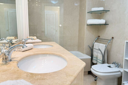 7e03104265c3507d3f2486100c95d01a - 6