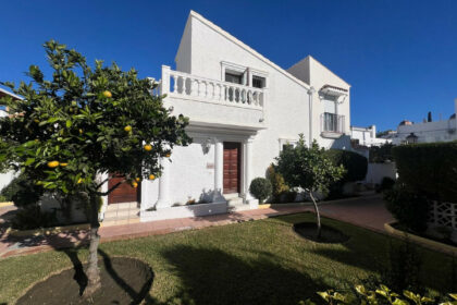 7e2905fd58404b2d2e022a0bde33c7eb - 1