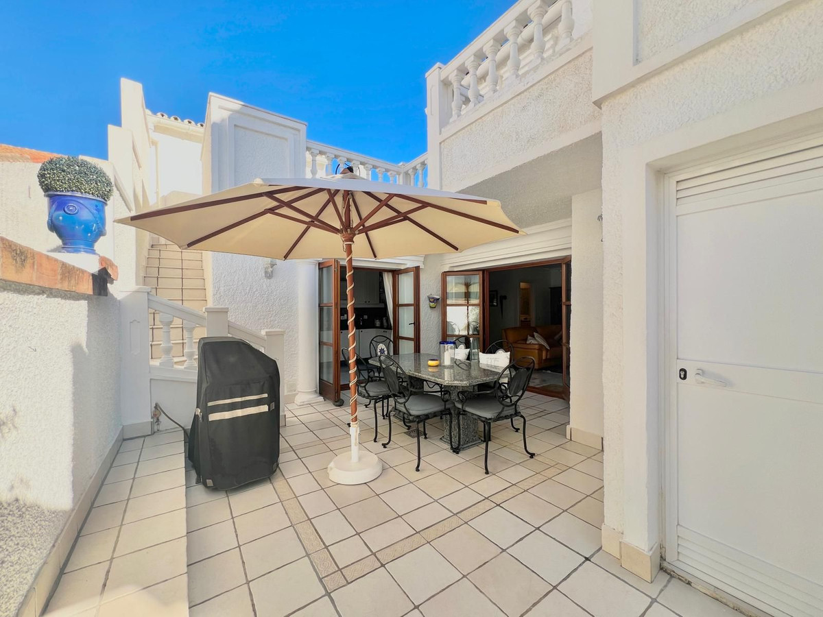 7e2905fd58404b2d2e022a0bde33c7eb - 13