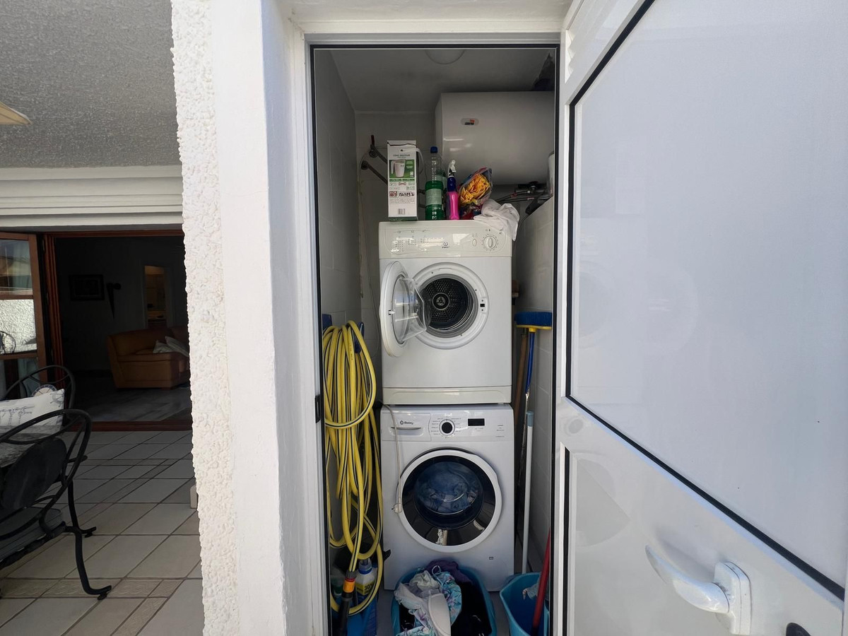 7e2905fd58404b2d2e022a0bde33c7eb - 17