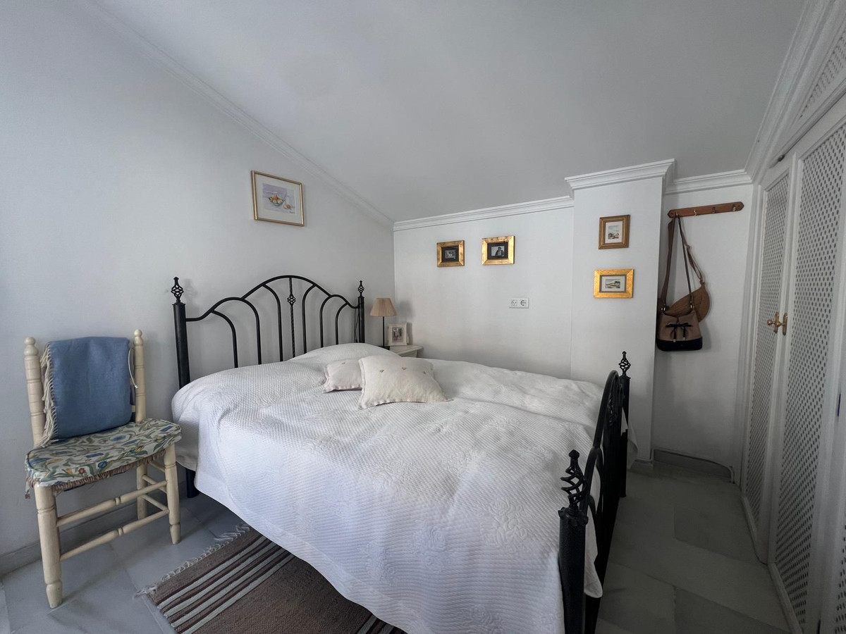 7e2905fd58404b2d2e022a0bde33c7eb - 20