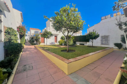 7e2905fd58404b2d2e022a0bde33c7eb - 4