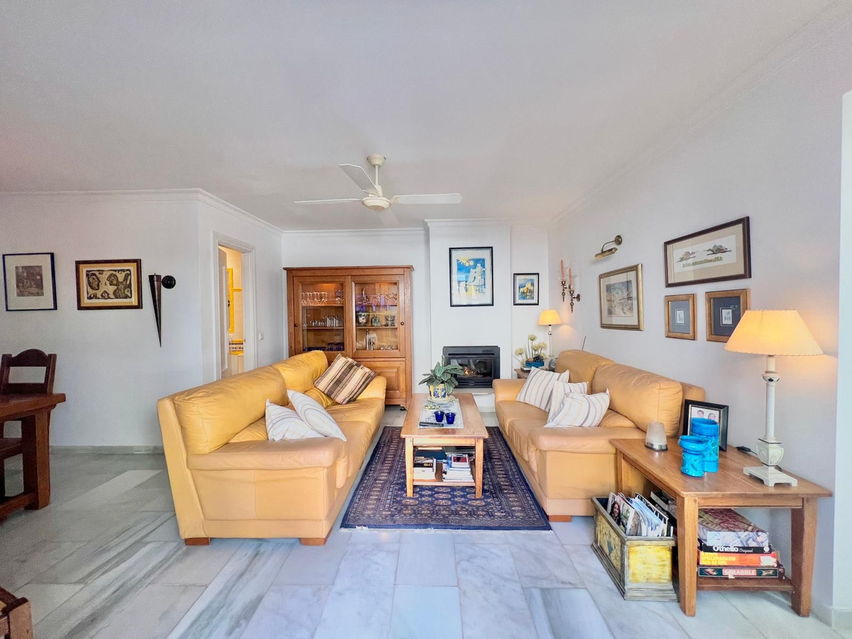 7e2905fd58404b2d2e022a0bde33c7eb - 8