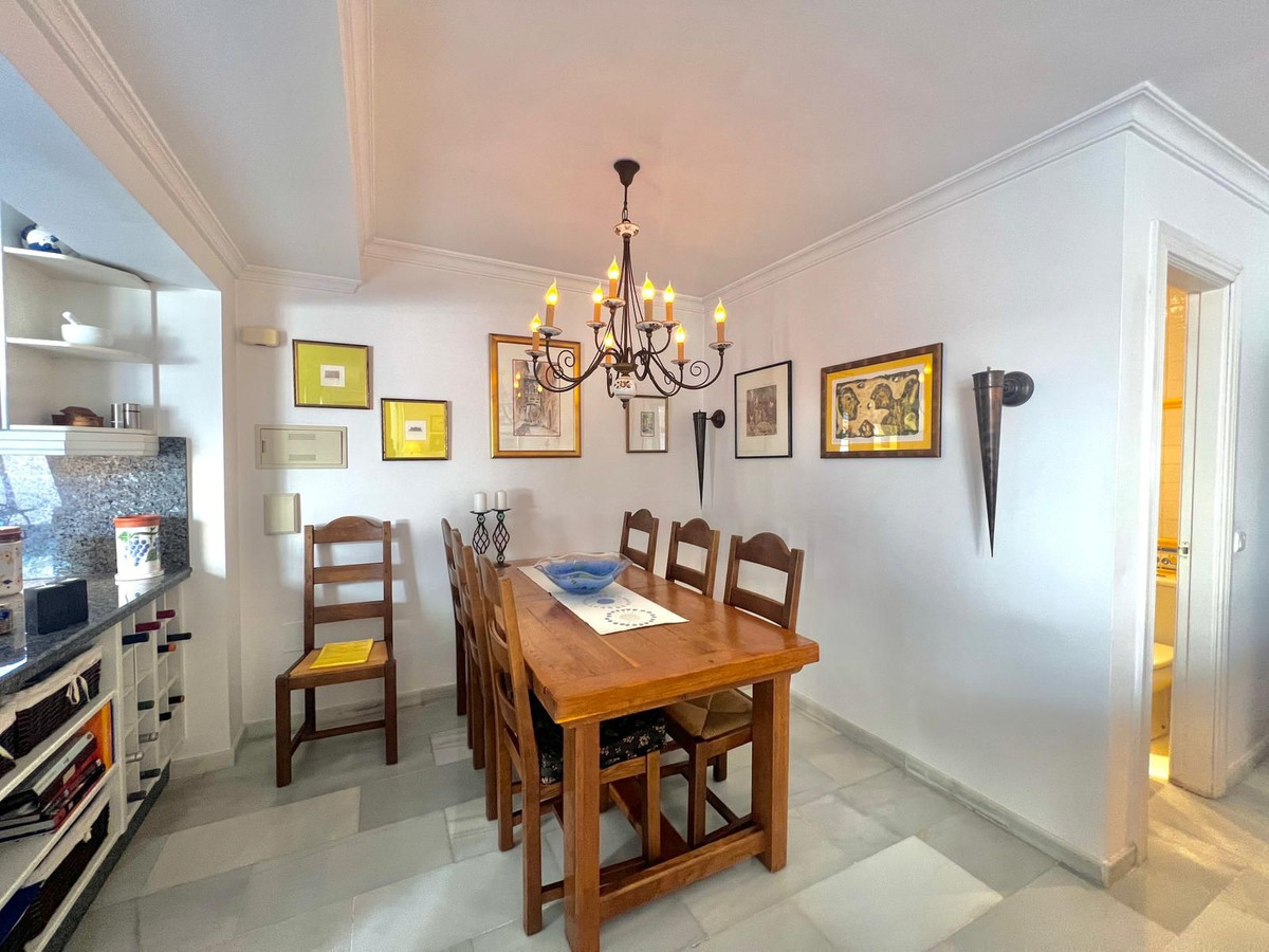 7e2905fd58404b2d2e022a0bde33c7eb - 9