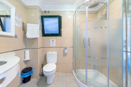 7e9155593f9f6730065358c04a829886 - 14