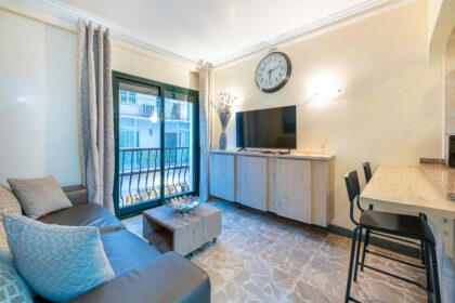 7e9155593f9f6730065358c04a829886 - 20