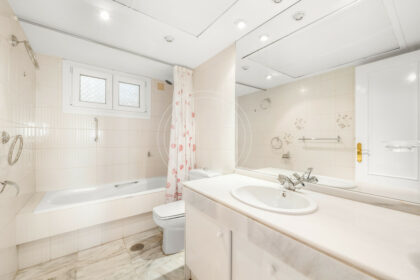 7ed3b32d0e1fa11d00ca8ec4afaac6dc - 20